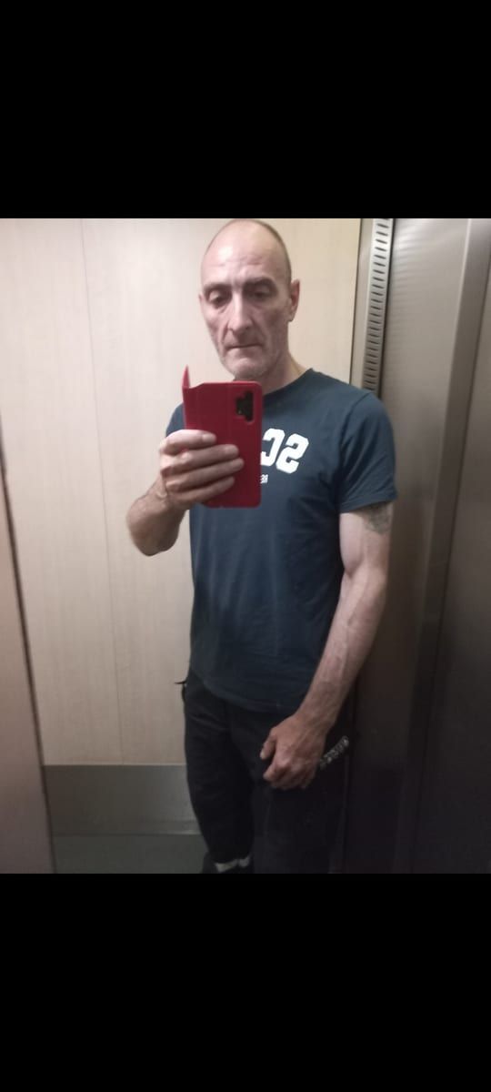 Tadeus - Sites gay à Ursins Profil de Tadeus, 22 ans, Sites gay à Ursins (Vaud)
