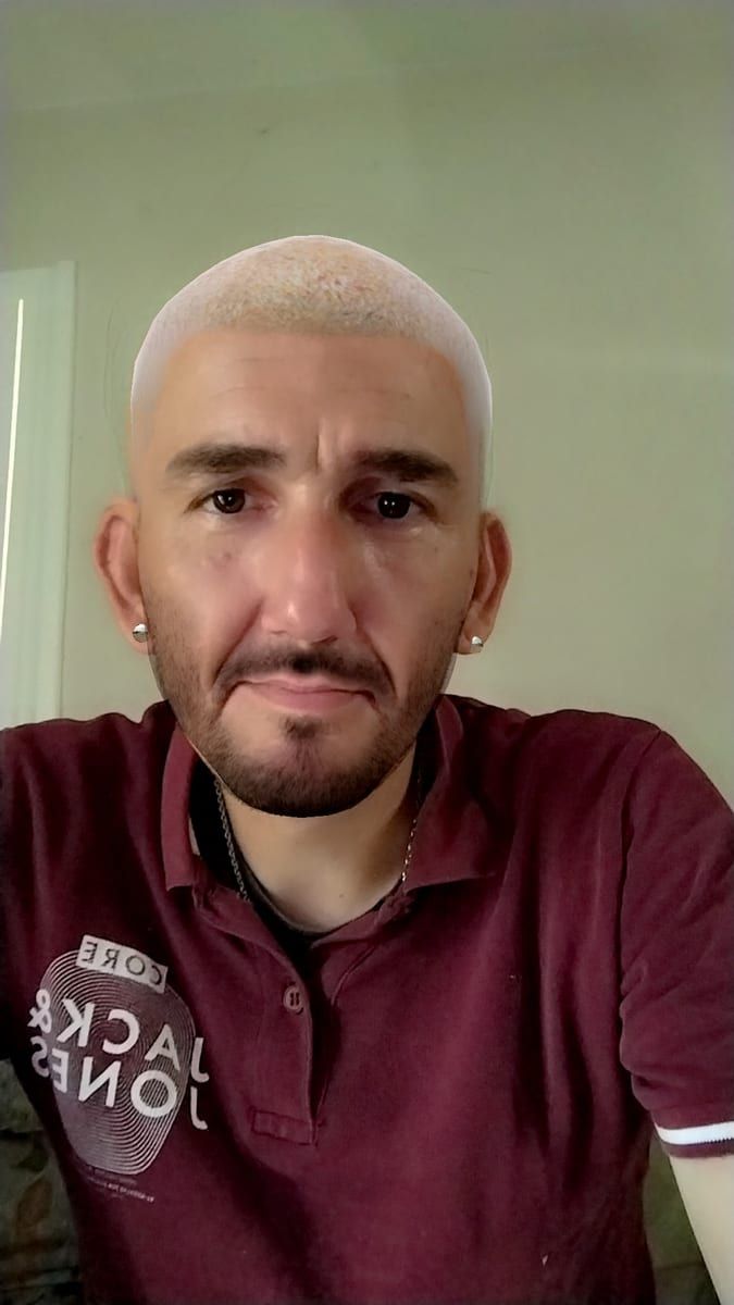Natale - Sites gay à Cama Profil de Natale, 30 ans, Sites gay à Cama (Grisons)