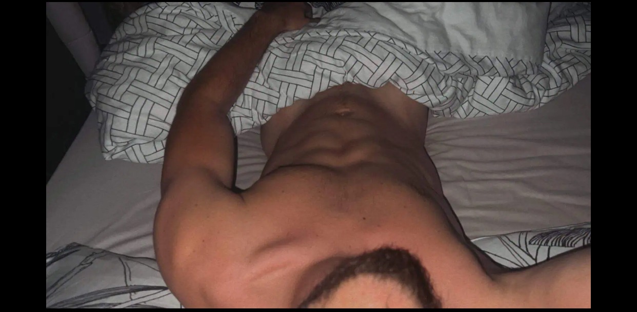 Taoufic - Sites gay à St-Cierges Profil de Taoufic, 44 ans, Sites gay à St-Cierges (Vaud)